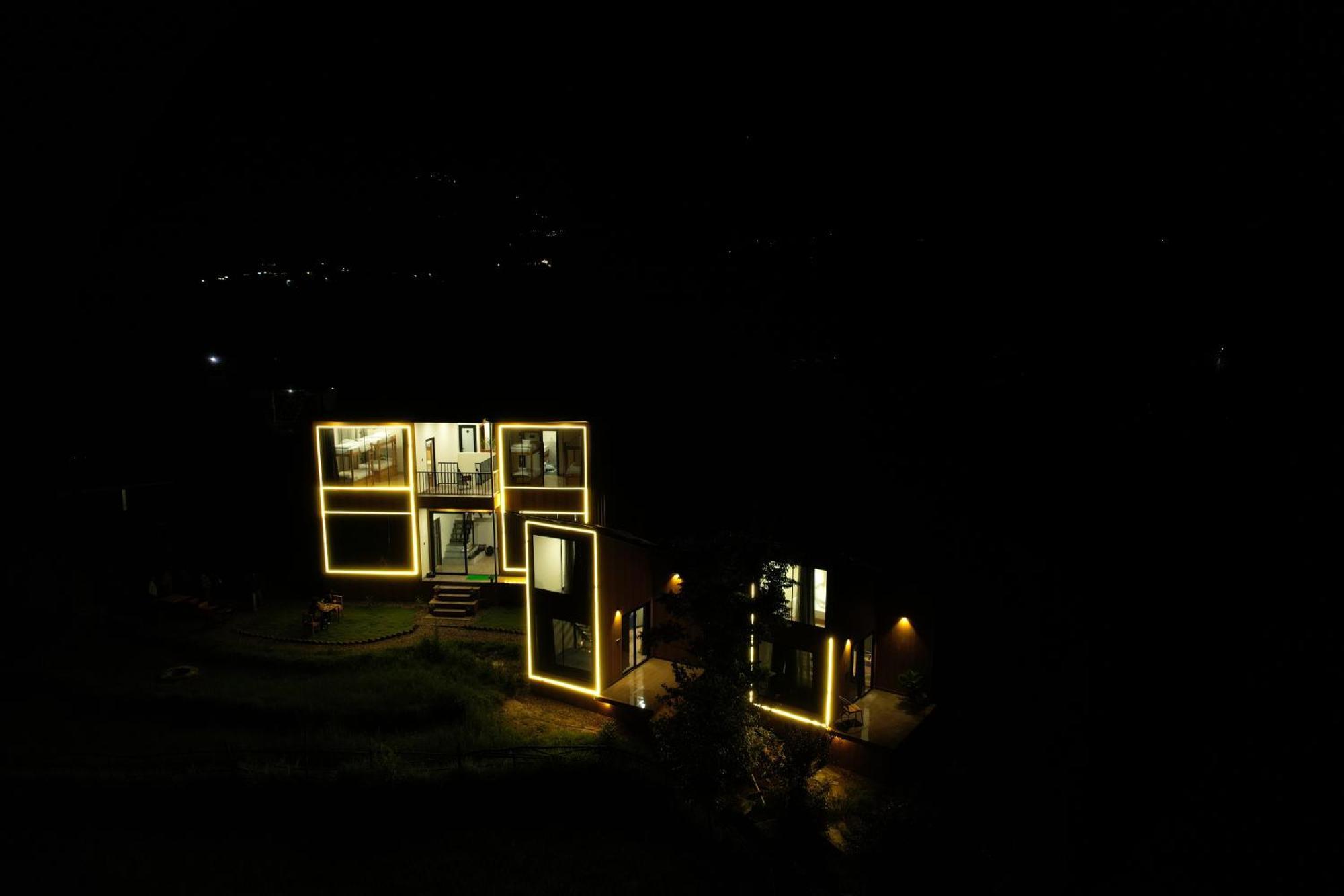 The Solace Bir Exterior photo